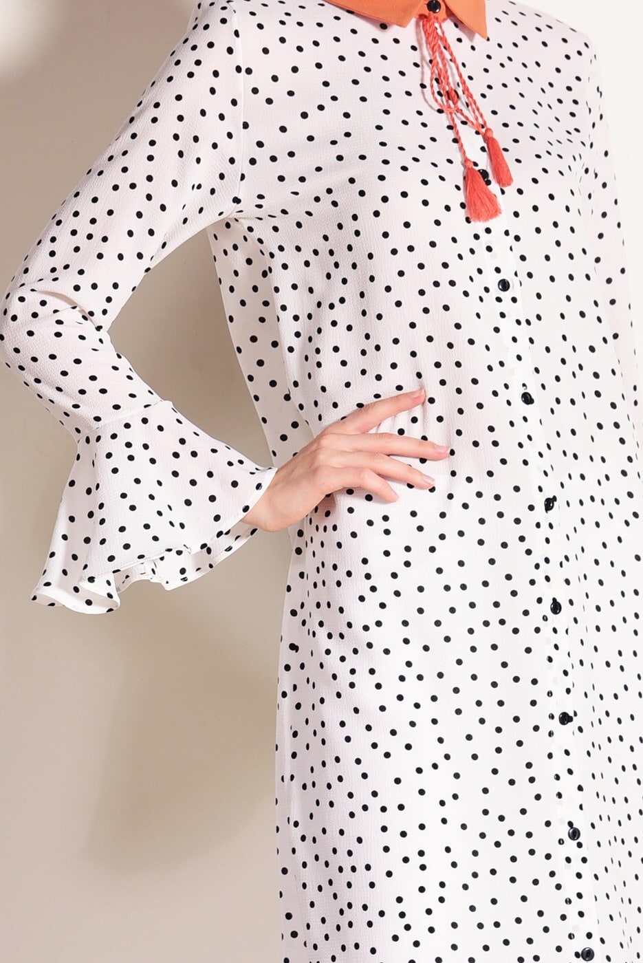 Tesettür giyim KREM T 1965 Asmiray-Puantiye Desenli Tunik