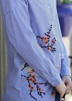 Tesettür giyim MAVİ T 2524 Lvr-İşleme Detaylı Çizgili Tunik