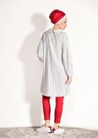 Tesettür giyim BEYAZ T 2636 Dkn-Çizgi Desenli Tunik