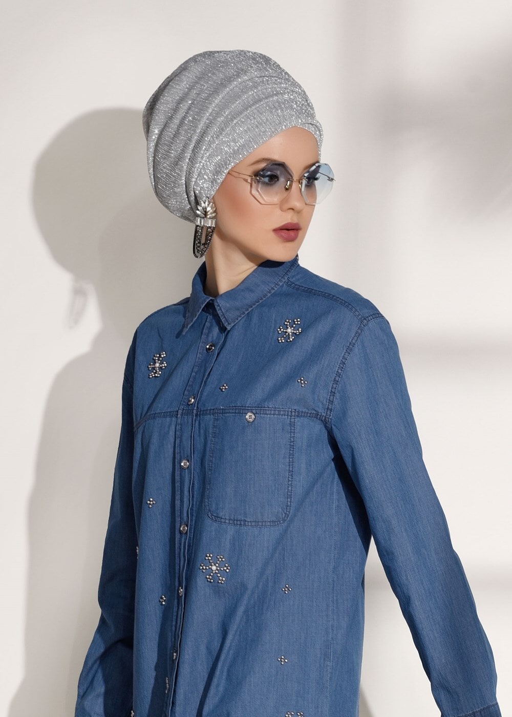 Tesettür giyim MAVİ BONCUK DETAYLI DENİM TUNİK 3126 