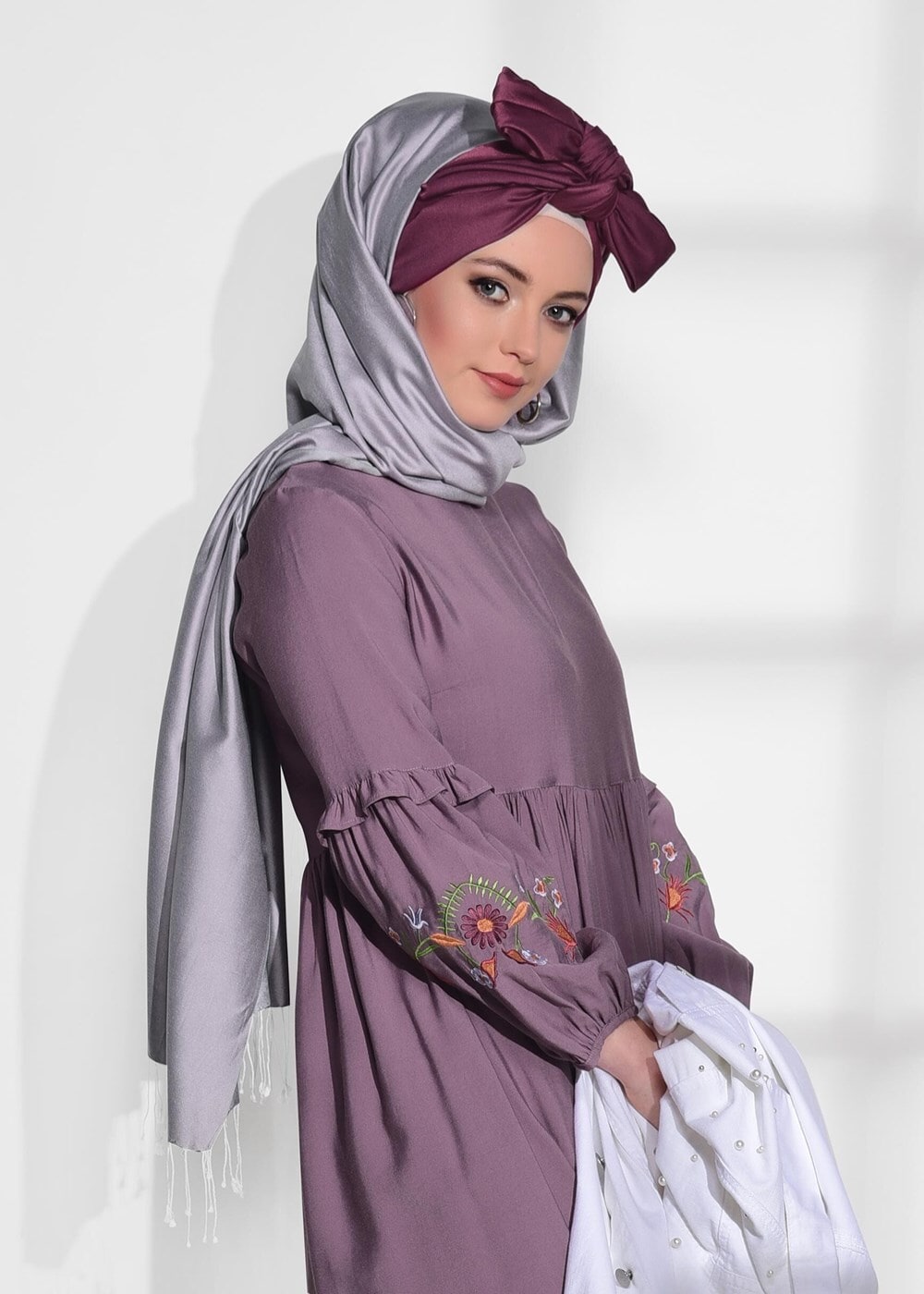 Tesettür giyim MOR T 3165 Asmiray-Nakış Detaylı Tancel Tunik