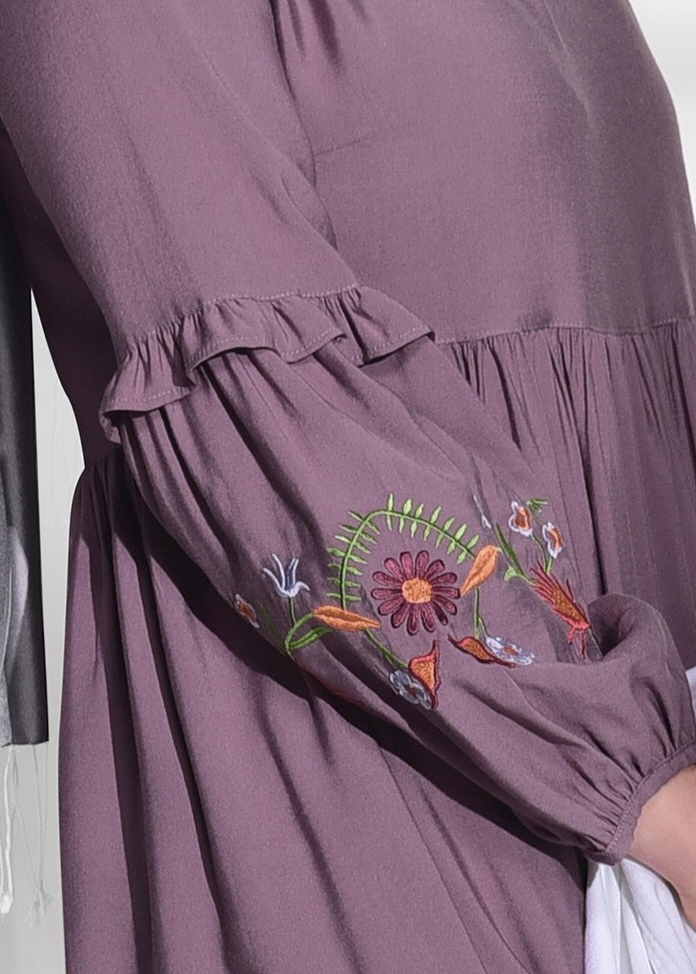 Tesettür giyim MOR T 3165 Asmiray-Nakış Detaylı Tancel Tunik