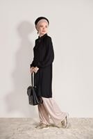 Tesettür giyim SİYAH T 3498 Mısra- Fermuar Detaylı Tunik