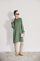 Tesettür giyim HAKİ T 3498 Mısra- Fermuar Detaylı Tunik