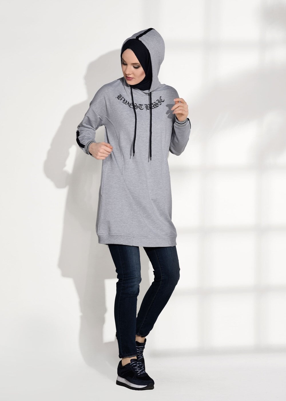 Tesettür giyim GRİ KAPÜŞONLU SPOR TUNİK 3608