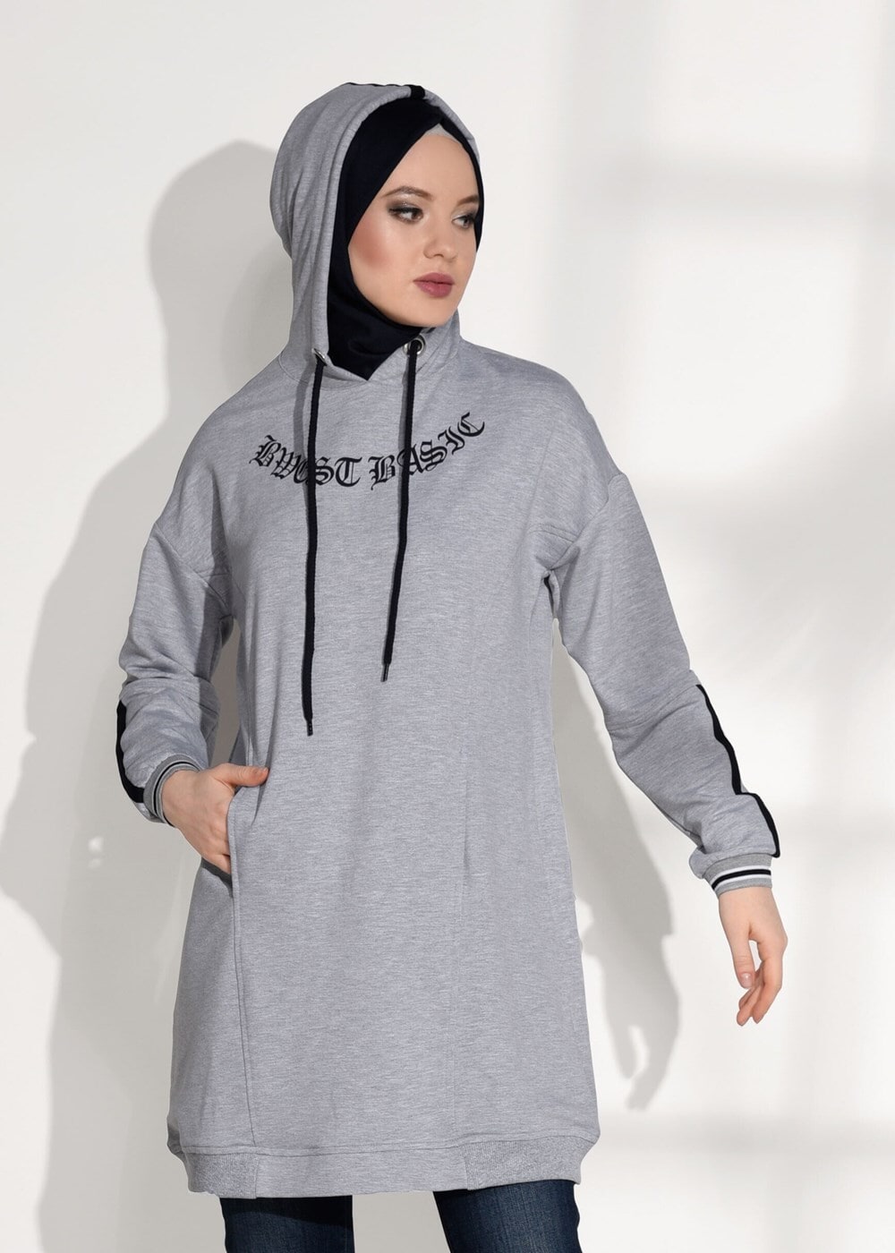 Tesettür giyim GRİ KAPÜŞONLU SPOR TUNİK 3608