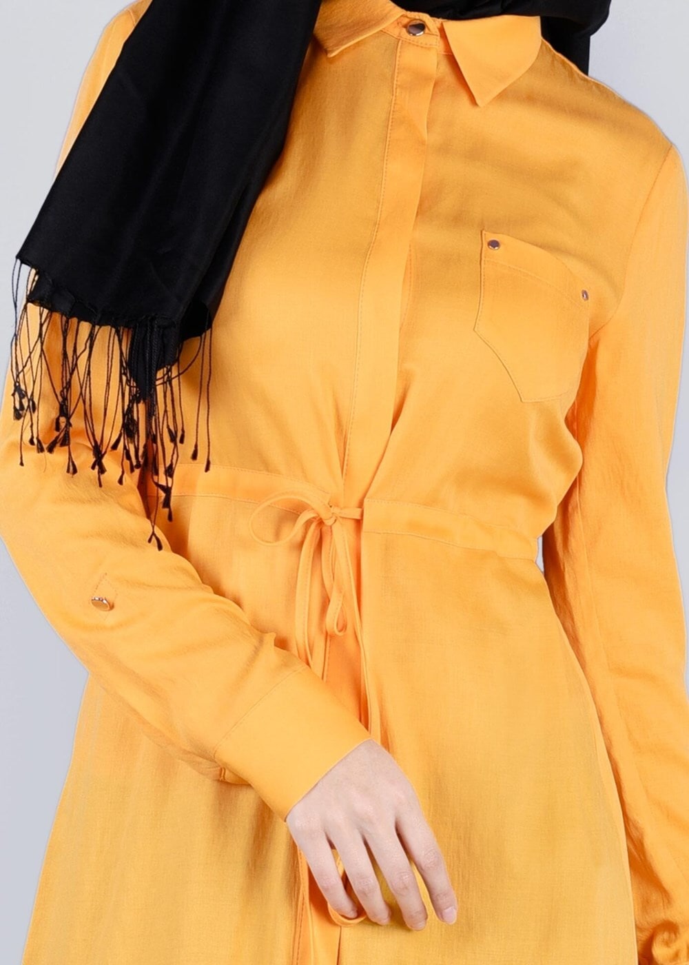 Tesettür giyim SARI BELİ BÜZGÜLÜ YANDAN YIRTMAÇLI TUNİK  4226