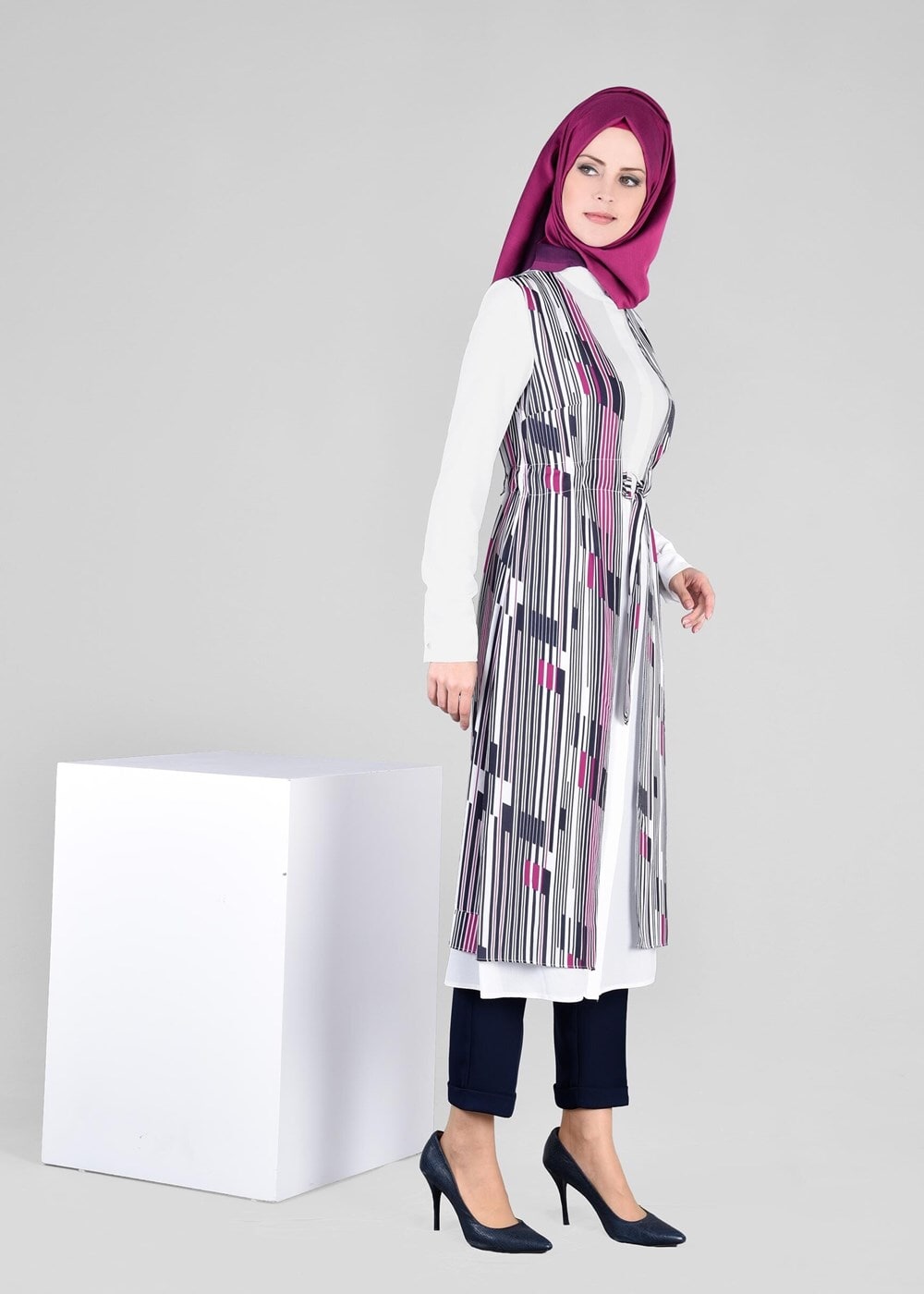 Tesettür giyim FUŞYA BÜZGÜLÜ YELEK GÖRÜNÜMLÜ TUNİK 4297 