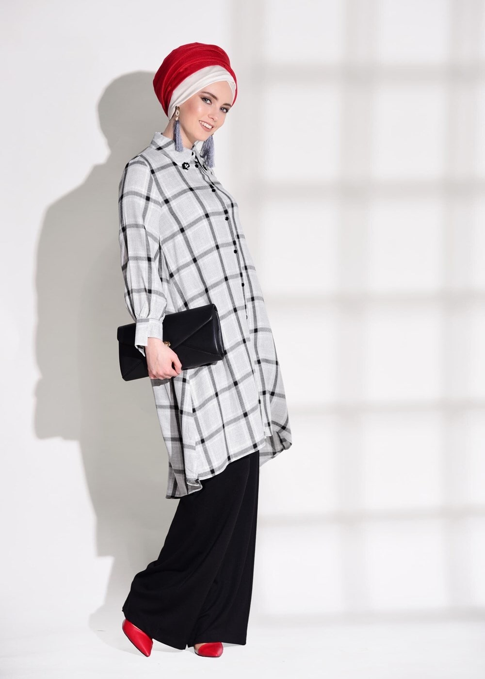 Tesettür giyim GRİ T 4565 Asmiray- Ekose Desenli Tunik