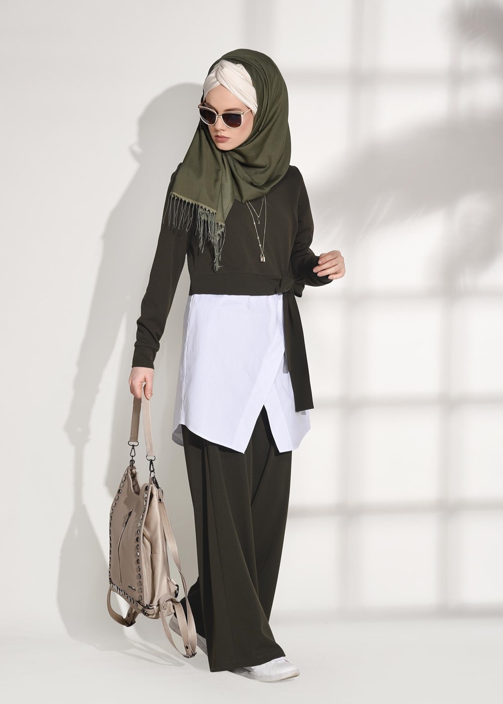 Tesettür giyim HAKİ T 5004 Loreen- Kuşaklı Tunik