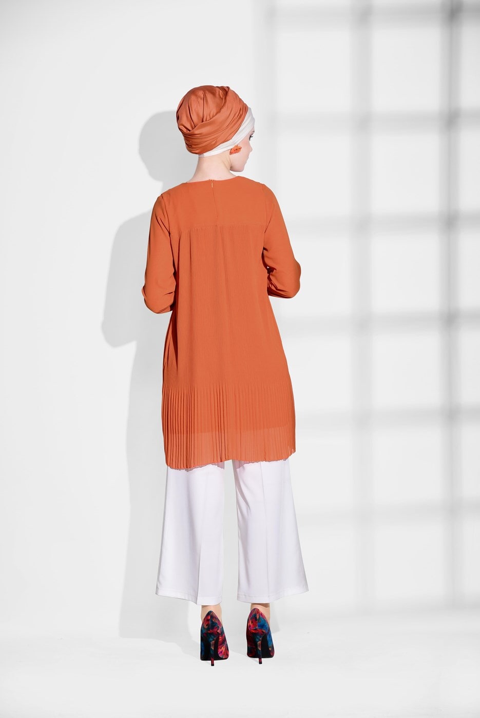 Tesettür giyim TURUNCU PİLİSE DETAYLI TUNİK 5054 