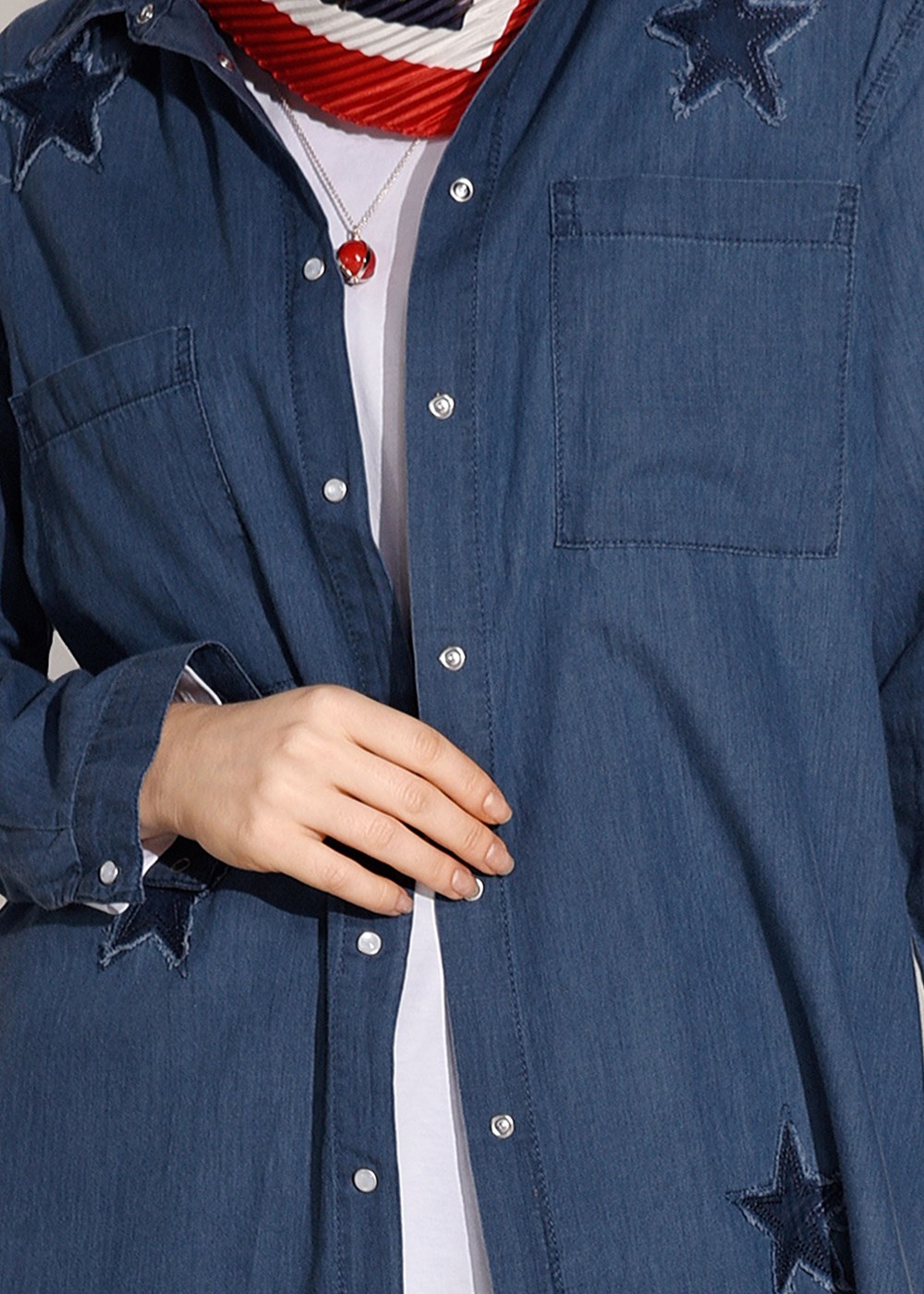 Tesettür giyim LACİVERT T 6126 Magazin-Arma Detaylı Denim Tunik