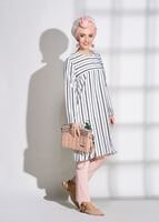 Tesettür giyim KREM T 6365 Asmiray-Çizgi Desenli Nakışlı Tunik