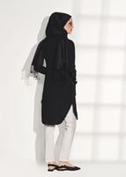 Tesettür giyim SİYAH T 6407 Armalin- Güpür Detaylı Tunik