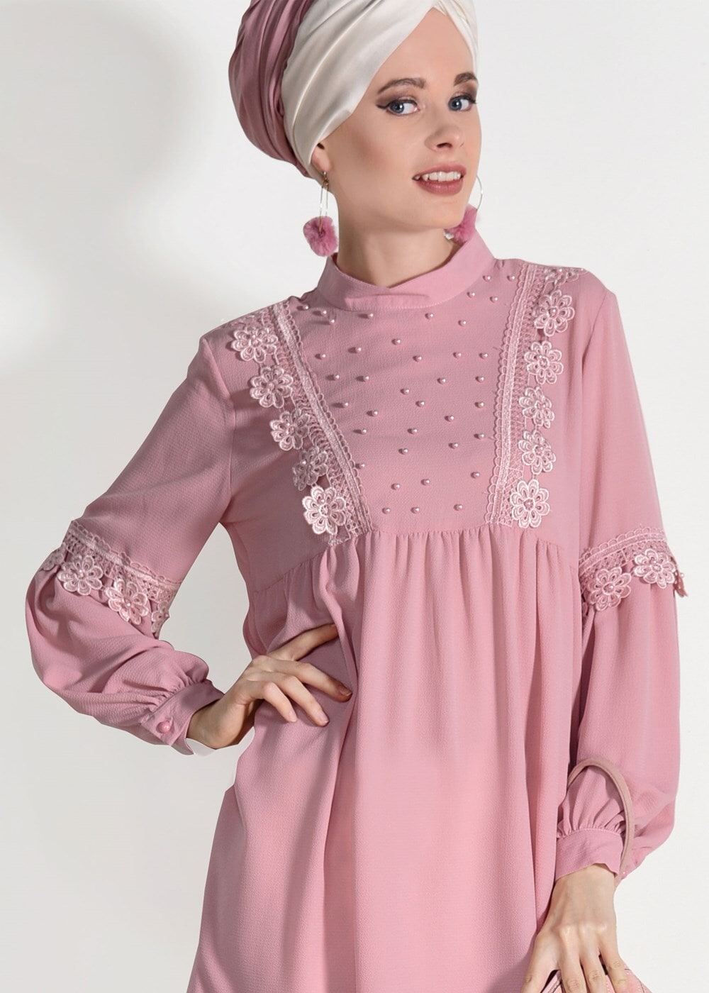 Tesettür giyim PUDRA T 8061 ModaBu- Güpür Detaylı Tunik