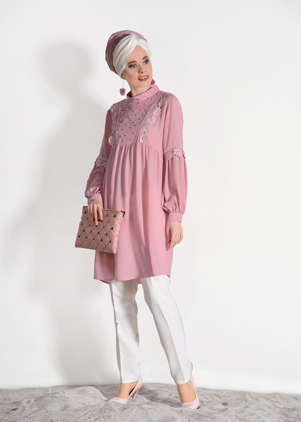 Tesettür giyim PUDRA T 8061 ModaBu- Güpür Detaylı Tunik