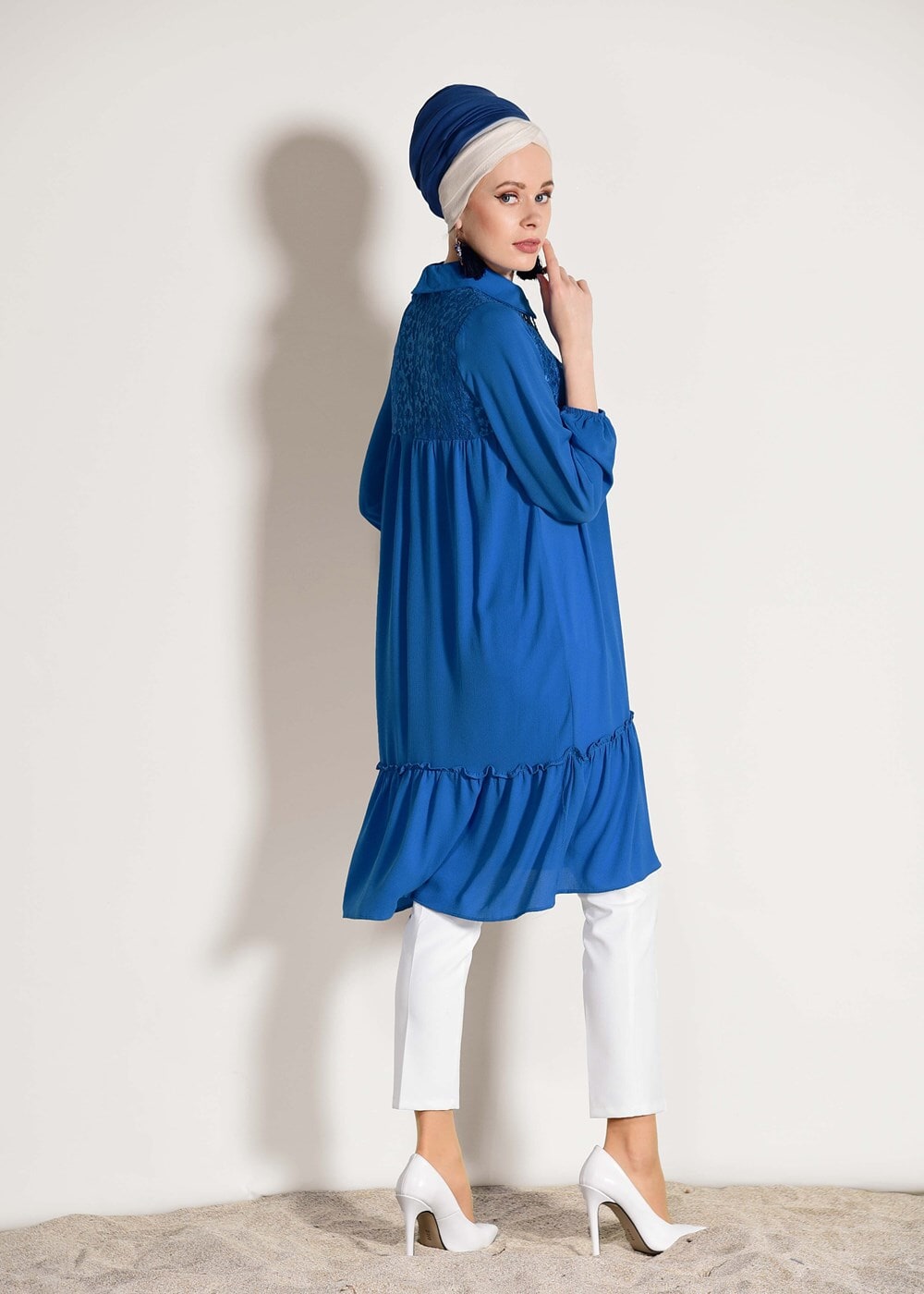 Vêtements hijab BLEU TUNIQUE DÉTAIL GUIPURE 8278