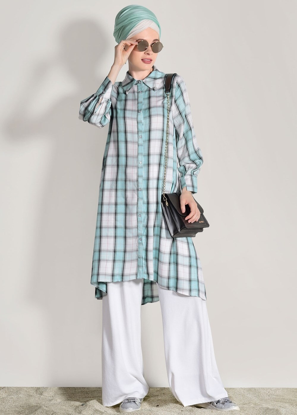 Tesettür giyim YEŞİL EKOSE DESENLİ TUNİK 8685