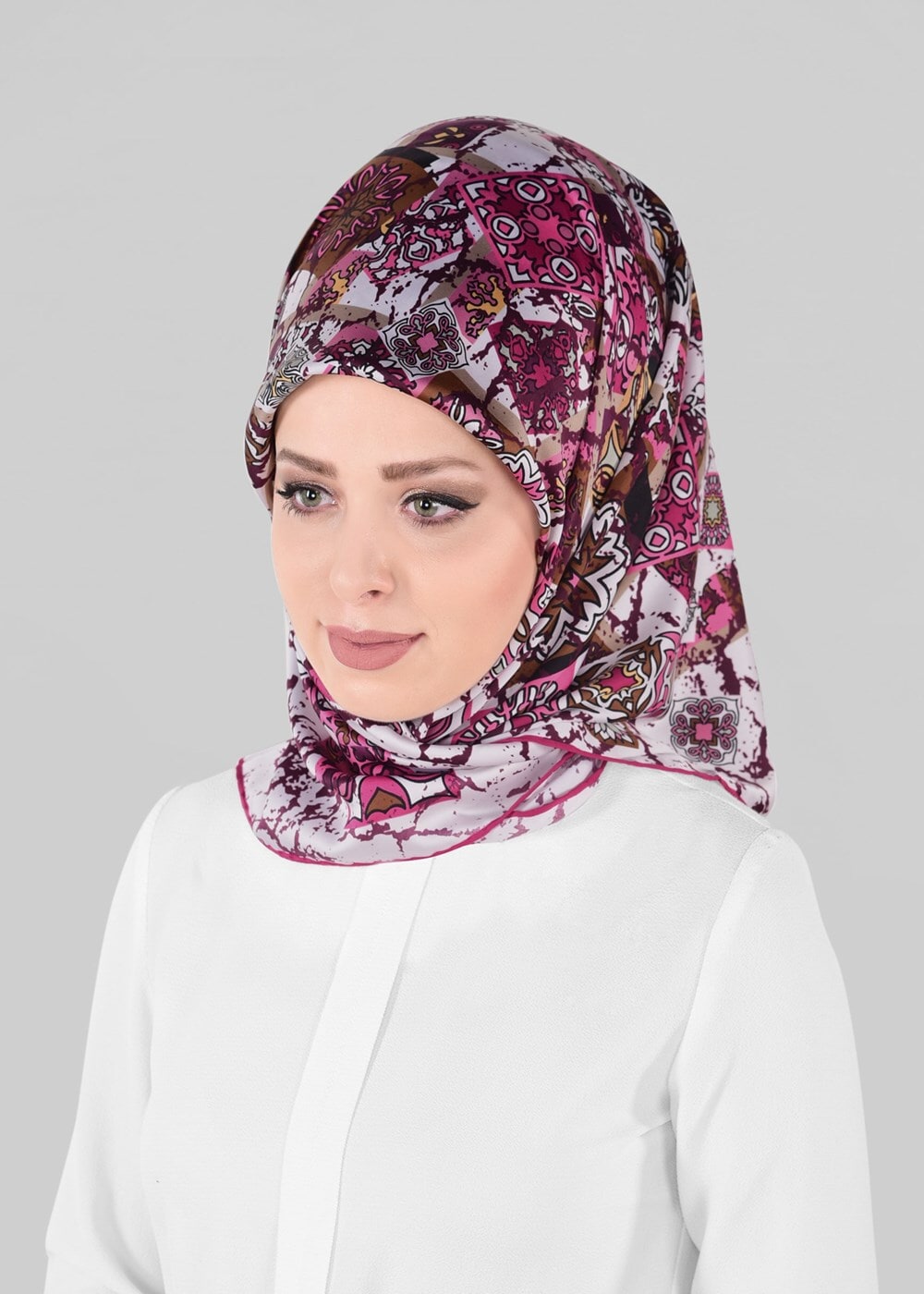 Tesettür giyim FUŞYA T 12025-1 ALVİNA DESENLİ EŞARP