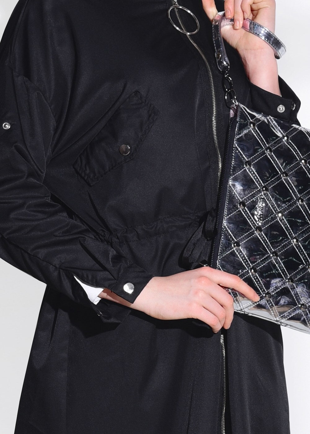 Tesettür giyim SİYAH CEP DETAYLI BELİ BÜZGÜLÜ TRENÇKOT 61014 