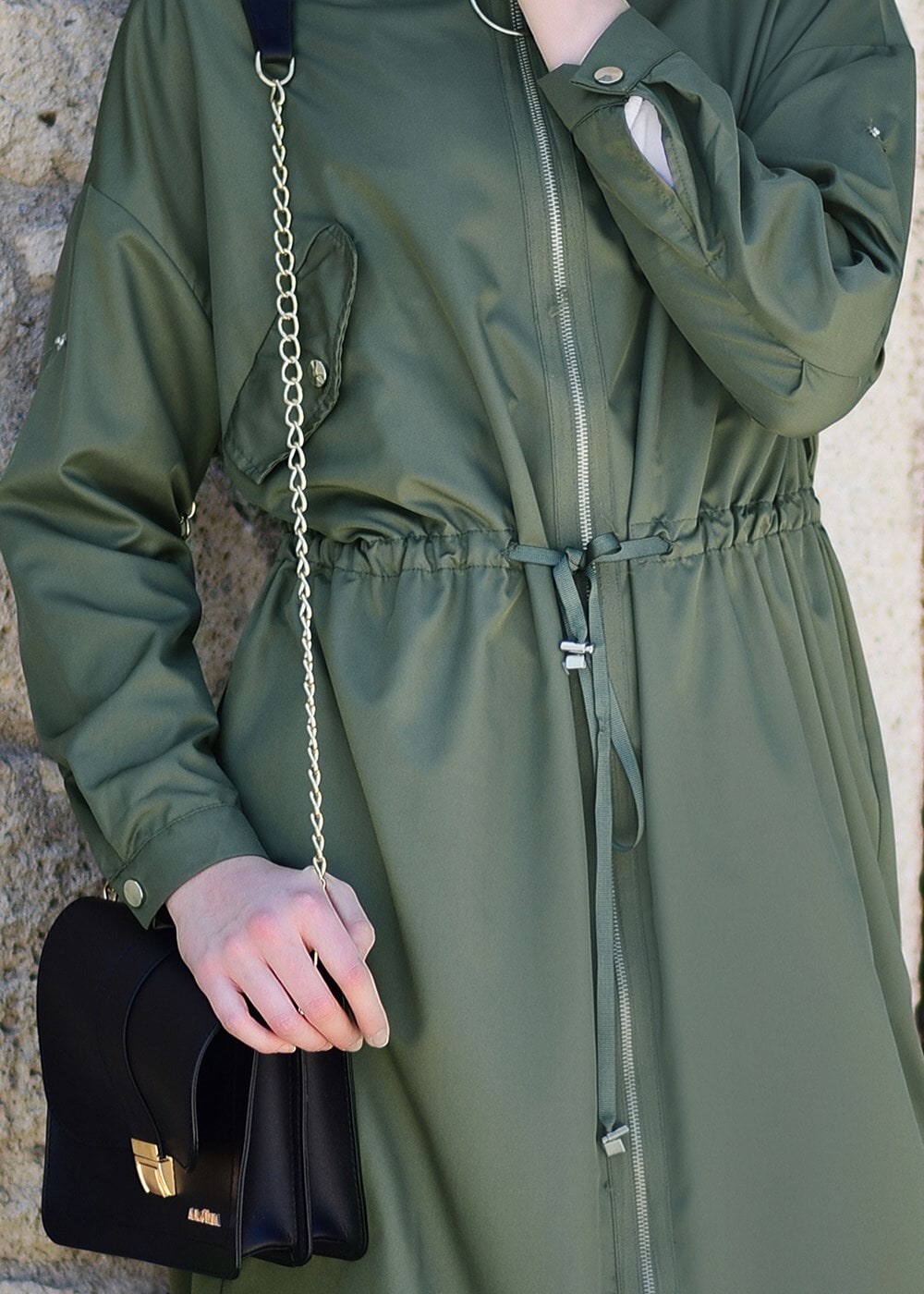 Vêtements hijab KAKI TRENCH-COAT DÉTAILLÉ AVEC POCHE 61014