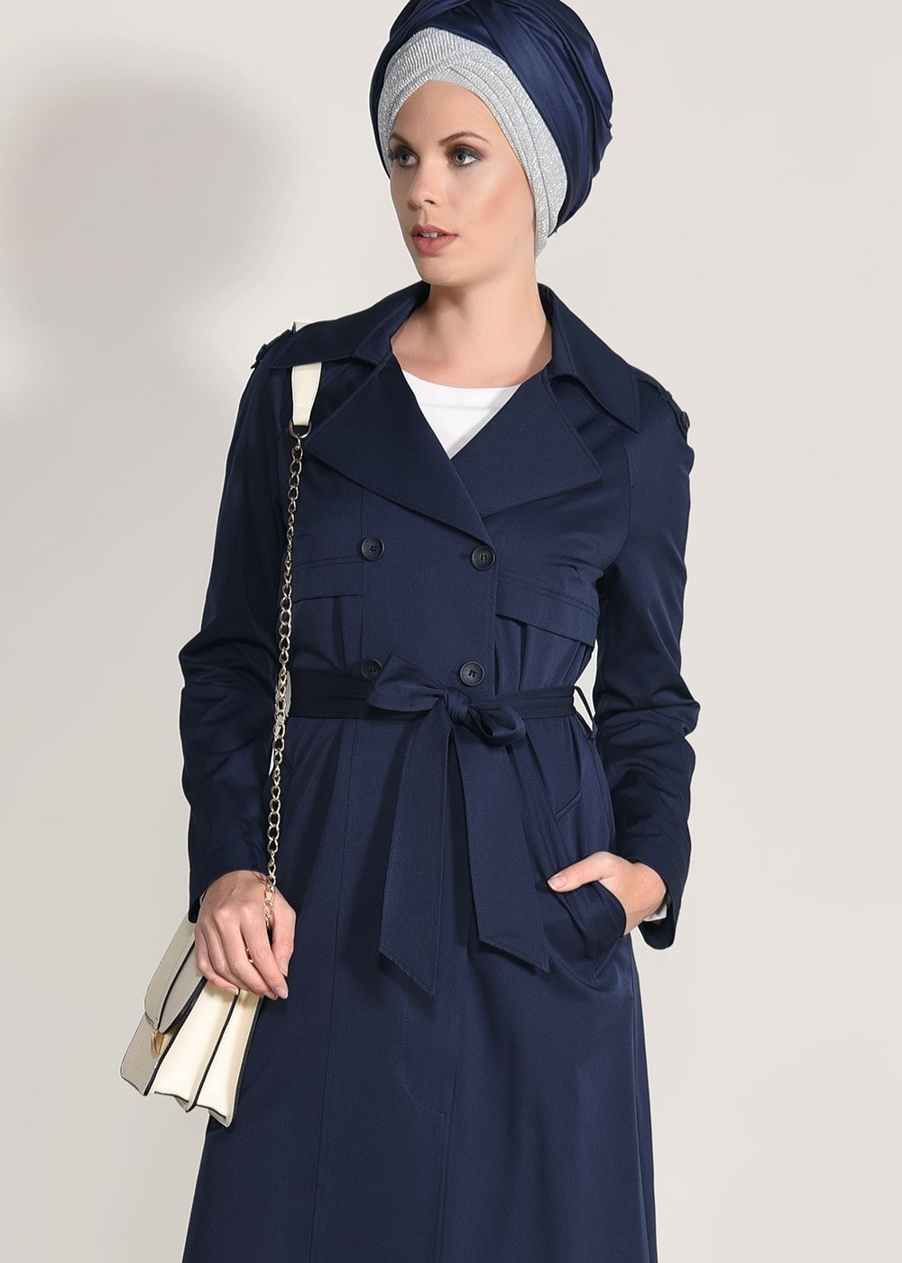Tesettür giyim LACİVERT KRUVAZE BELİ KUŞAKLI TRENÇKOT 1019 