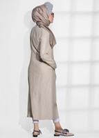 Tesettür giyim BEJ FERMUARLI CEP DETAYLI TRENÇKOT 1050 