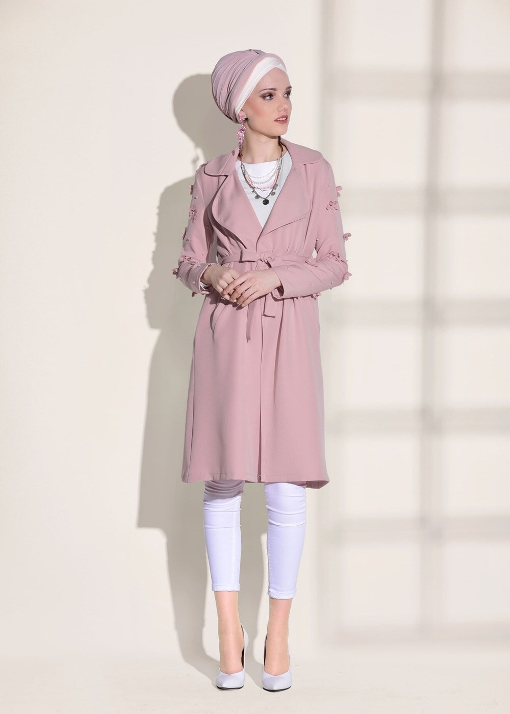 Tesettür giyim PUDRA T 1358 ModaBu- Lazer Kesimli Kuşak Detaylı Trençkot