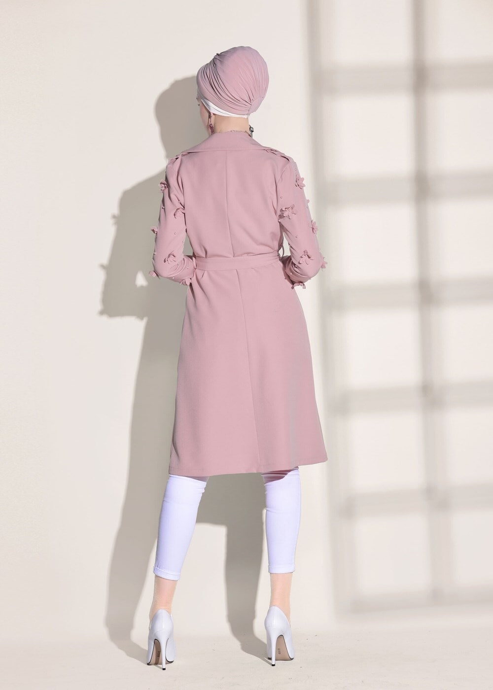 Tesettür giyim PUDRA T 1358 ModaBu- Lazer Kesimli Kuşak Detaylı Trençkot