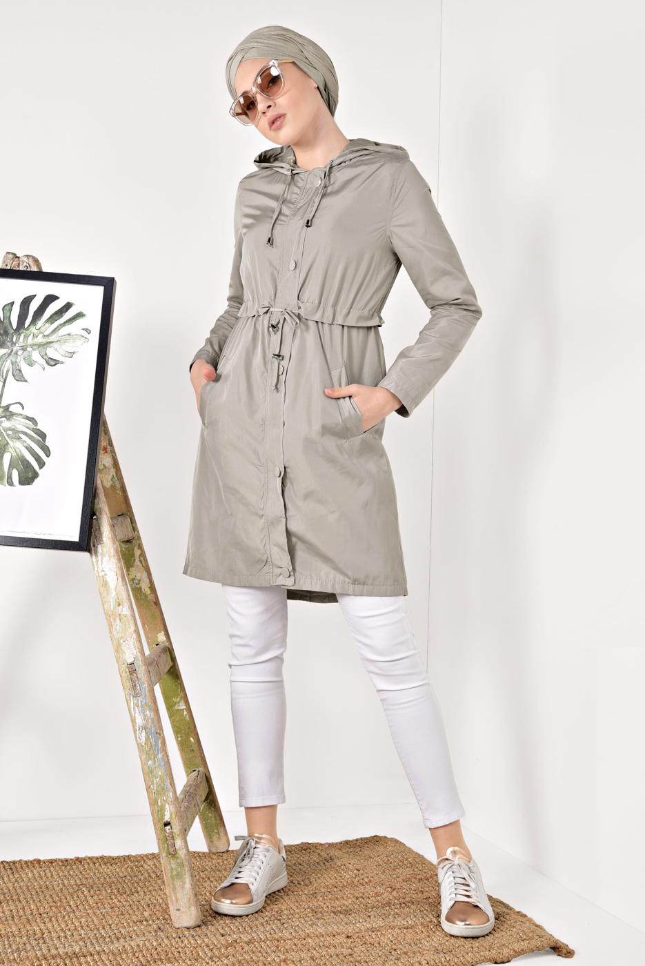 Tesettür giyim BEJ BELDEN BAĞCIKLI KAPÜŞONLU TRENÇKOT T 2008