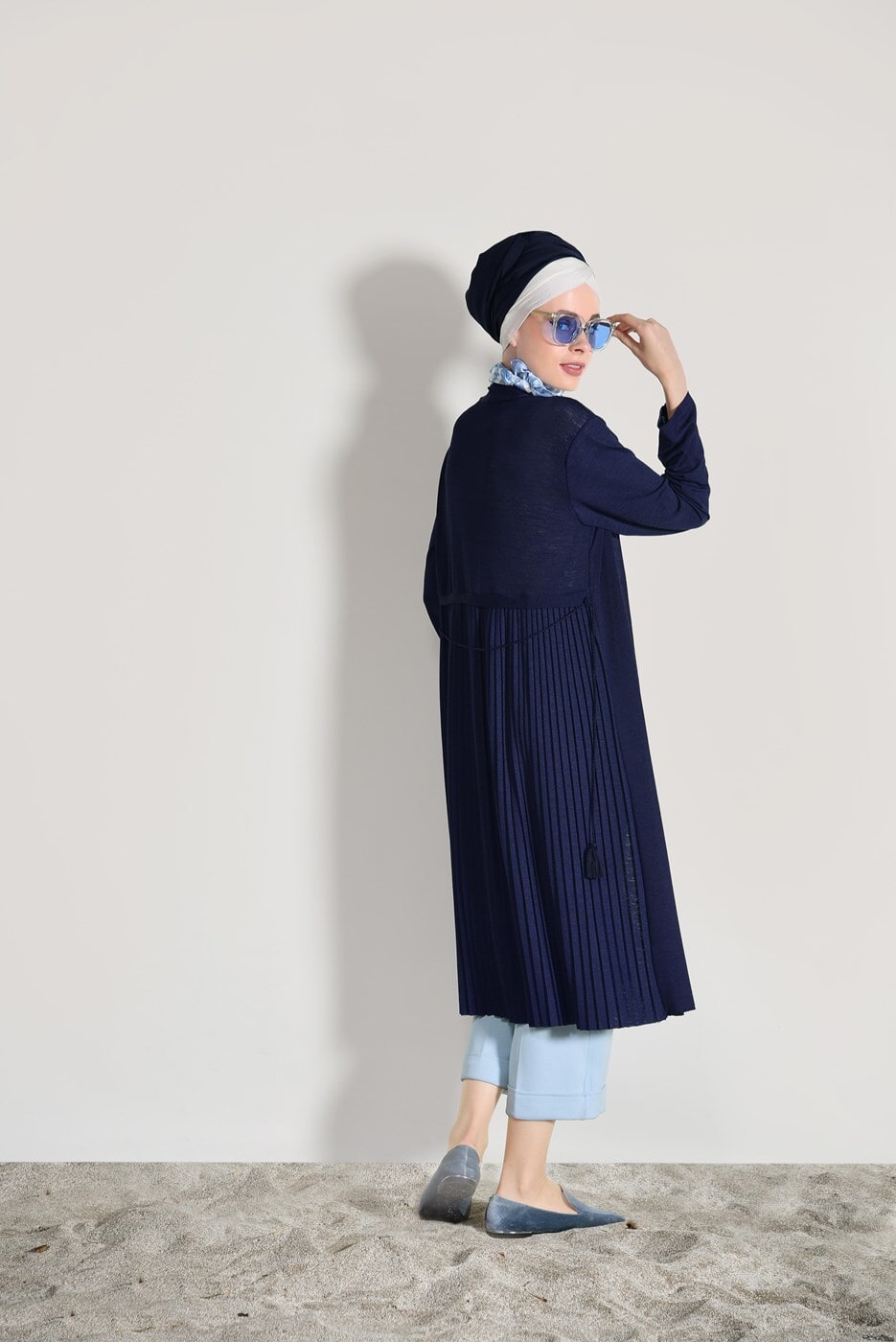 Vêtements hijab BLEU MARINE CARDIGAN PLISSÉ DÉTAILLÉ 031632
