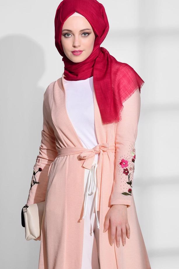 Tesettür giyim  KOL KISMI NAKIŞ DETAYLI HIRKA 19102 - TRENDTESETTÜR