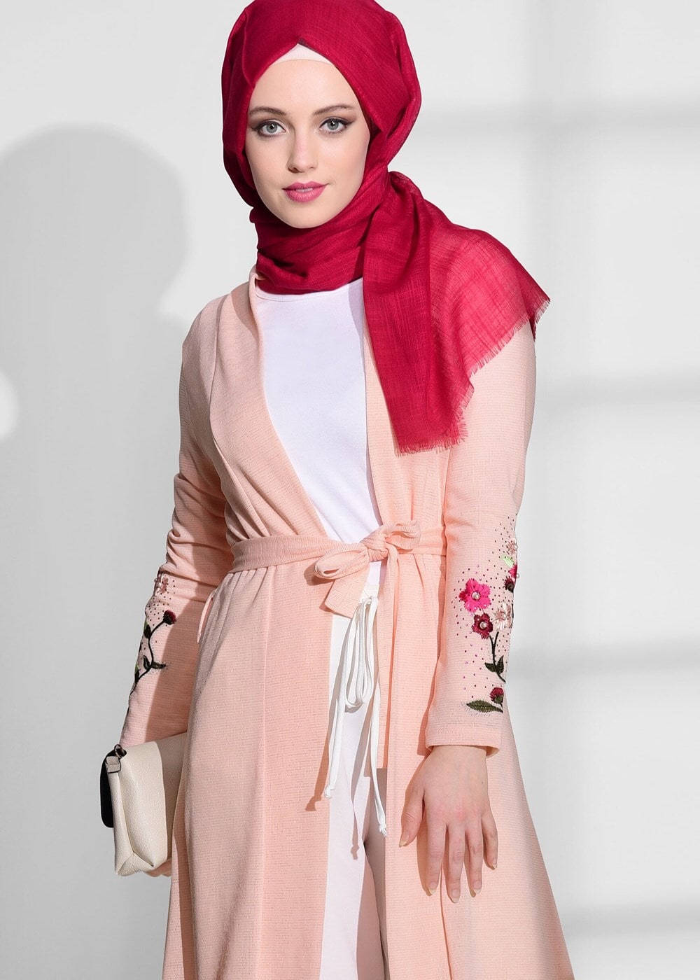 Tesettür giyim PUDRA KOL KISMI NAKIŞ DETAYLI HIRKA 19102