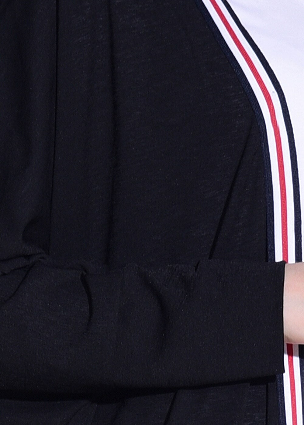 Tesettür giyim SİYAH ŞERİT DETAYLI SALAŞ HIRKA 32661 