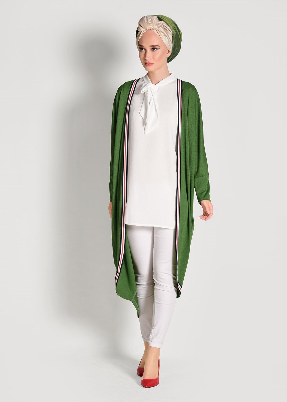 Tesettür giyim YEŞİL ŞERİT DETAYLI SALAŞ HIRKA 32661 