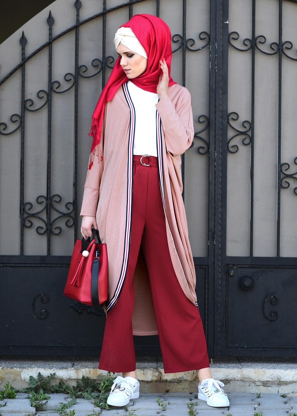 Tesettür giyim PUDRA ŞERİT DETAYLI SALAŞ HIRKA 32661 