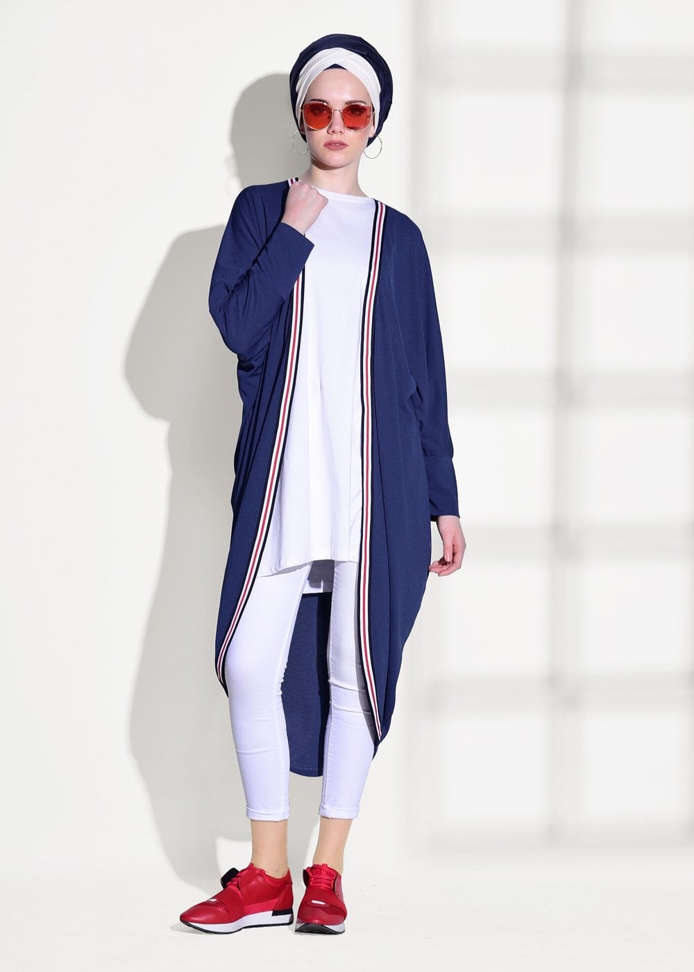 Tesettür giyim LACİVERT ŞERİT DETAYLI SALAŞ HIRKA 32661 