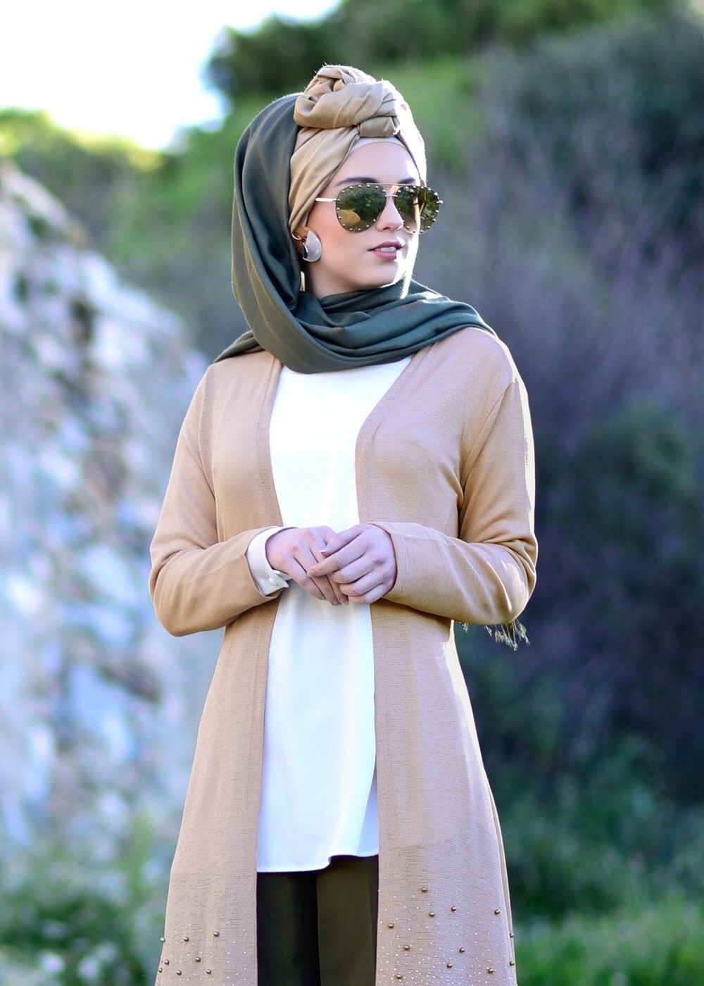 Tesettür giyim BEJ ETEK UCU GÜPÜR DETAYLI HIRKA 48102