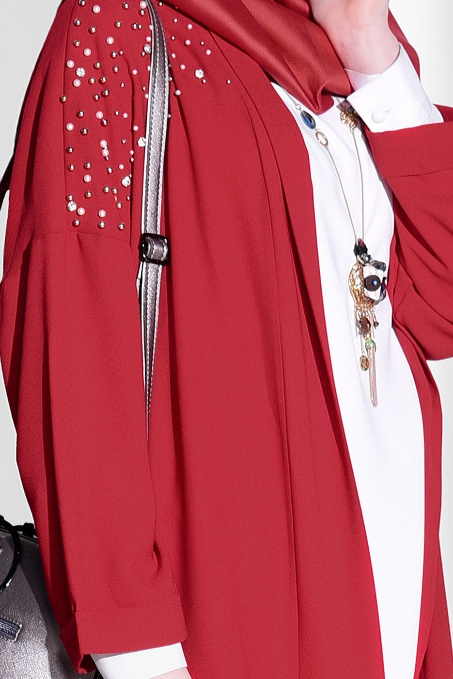 Tesettür giyim KIRMIZI TAŞ BONCUK DETAYLI HIRKA 52861 