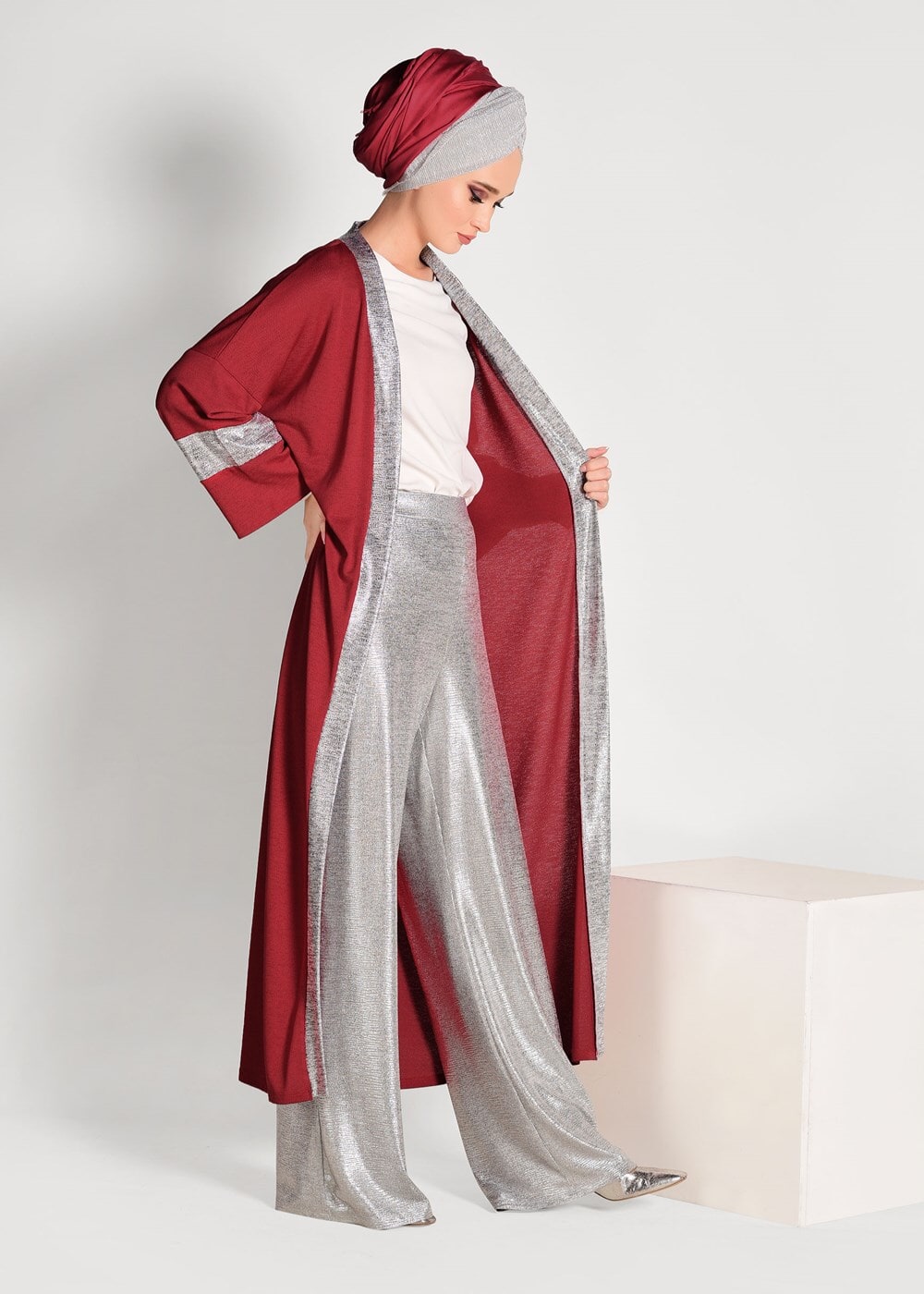 Tesettür giyim KIRMIZI SİMLİ ŞERİT DETAYLI HIRKA 75571