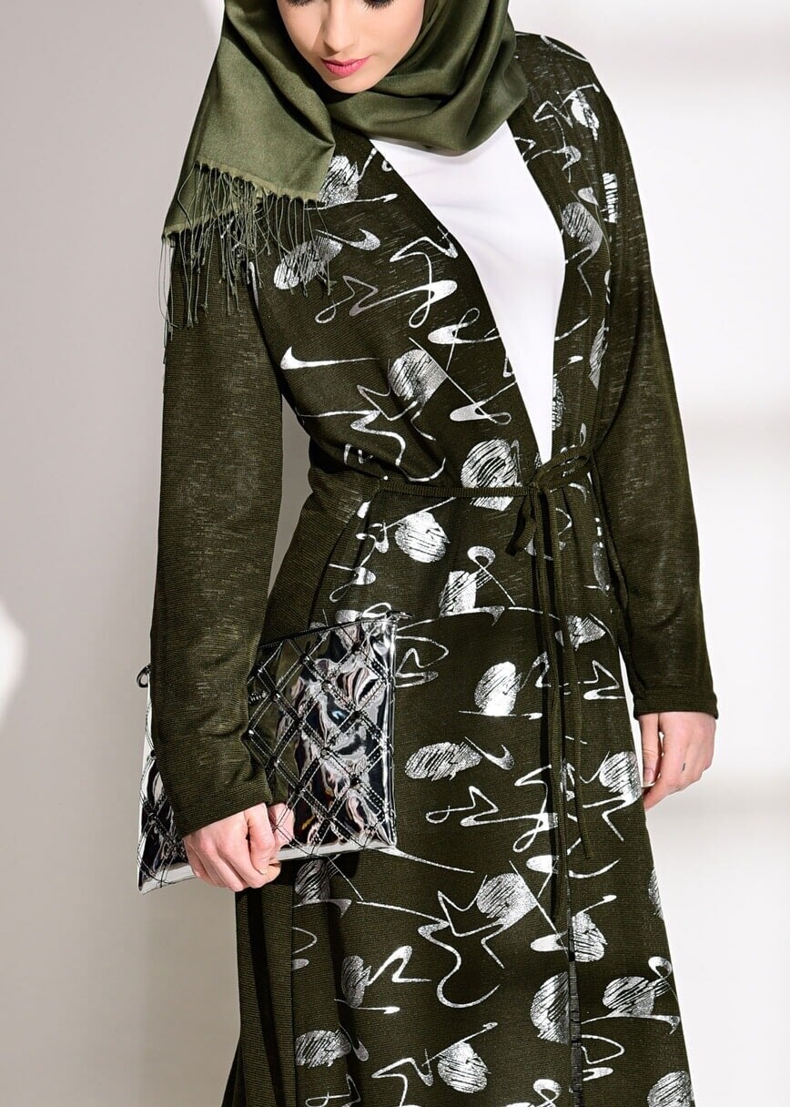 Tesettür giyim HAKİ DESENLİ UZUN HIRKA 81202 