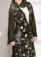 Tesettür giyim HAKİ DESENLİ UZUN HIRKA 81202 