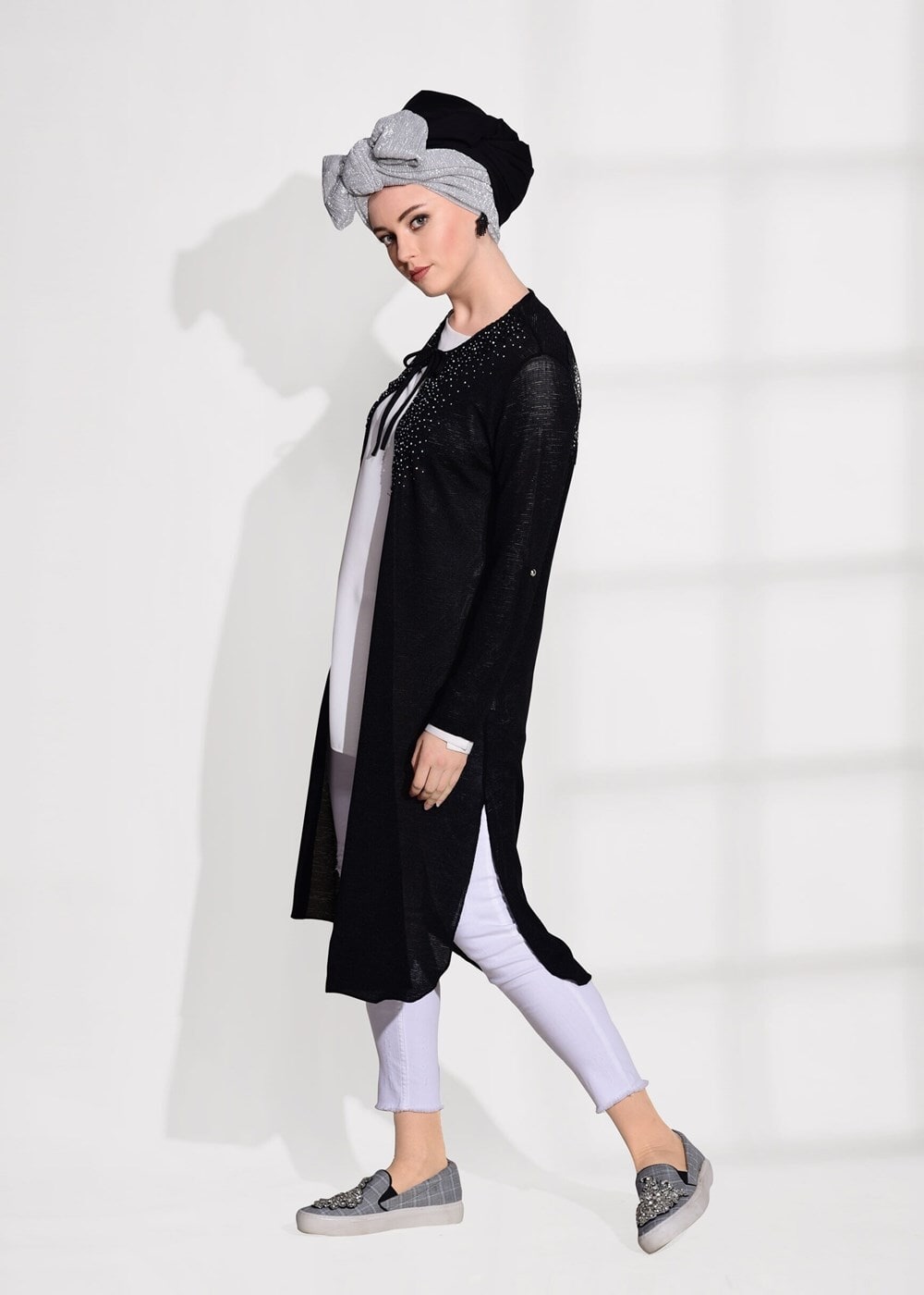 Tesettür giyim SİYAH BONCUK İŞLEMELİ PENYE HIRKA 87102 