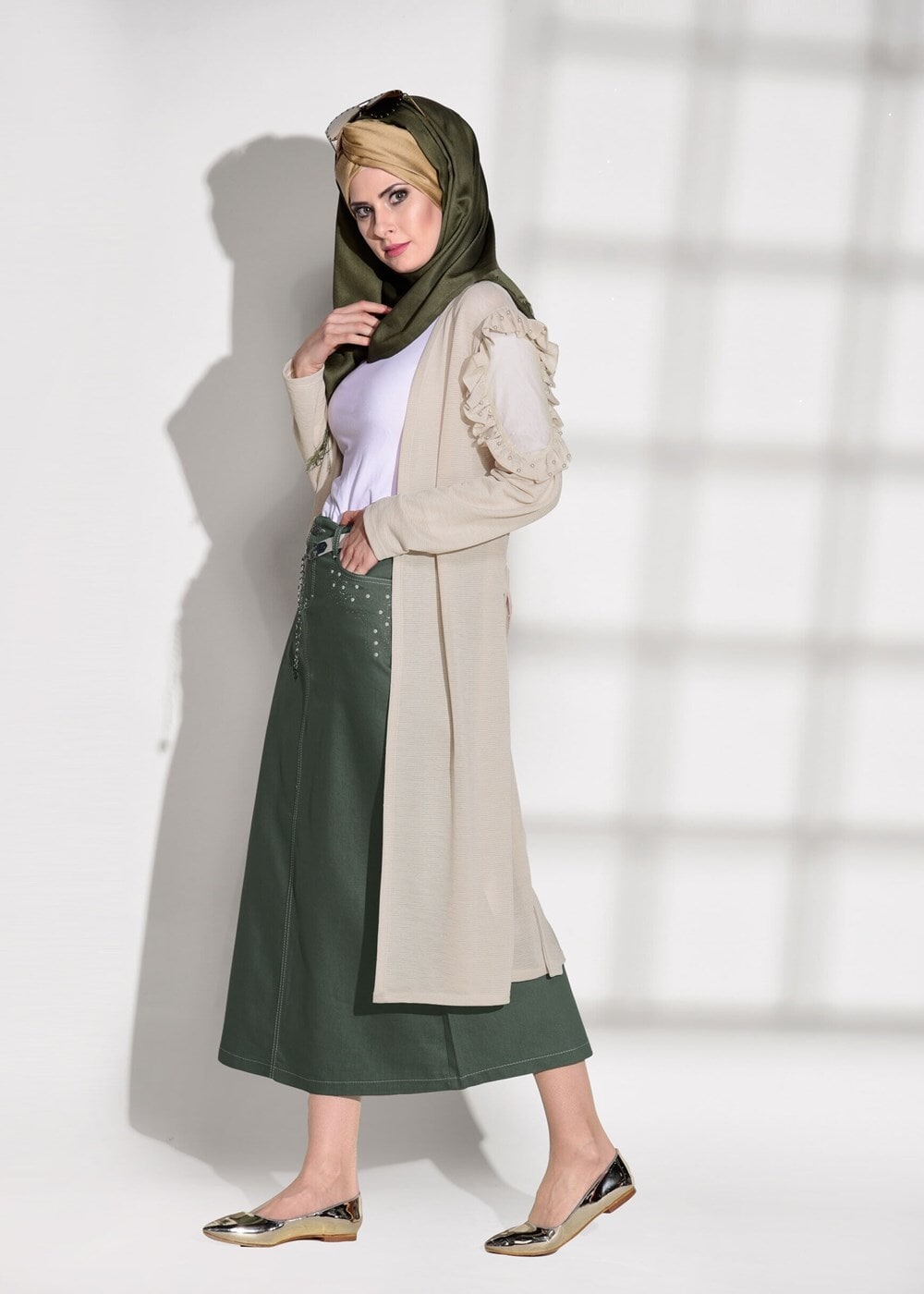 Vêtements hijab BEIGE CARDIGAN EN COTON PEIGNE AVEC DÉTAIL TULLE 92081