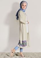 Tesettür giyim BEJ T 92171 İkoll- Dantel Detaylı Kuşaklı Hırka