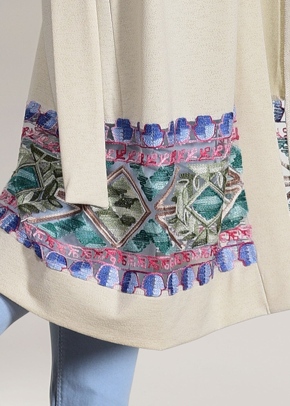 Tesettür giyim BEJ T 92171 İkoll- Dantel Detaylı Kuşaklı Hırka