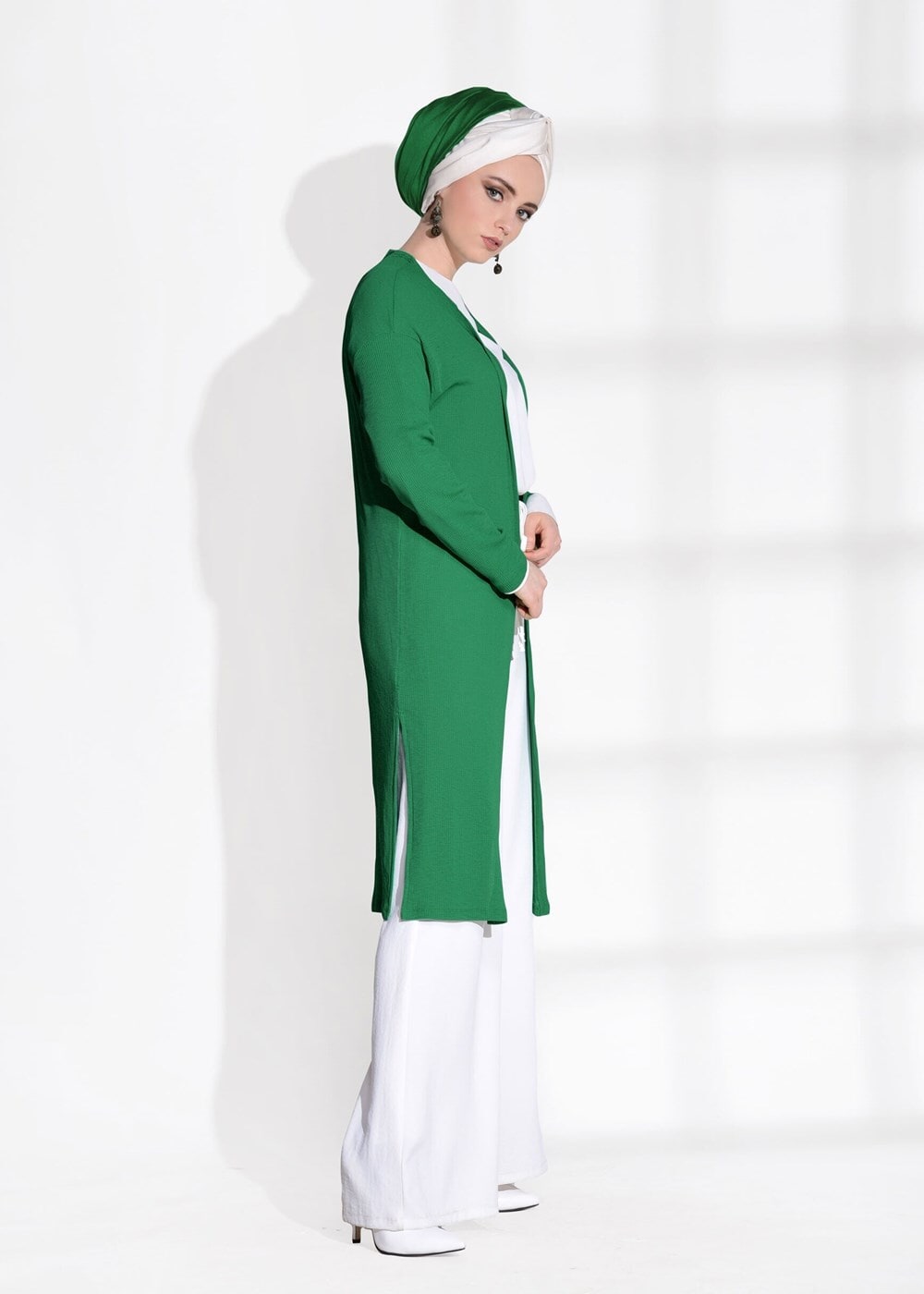 Vêtements hijab VERT CARDIGAN À MANCHES DÉTAILLÉES SUR LES CTÉS 037