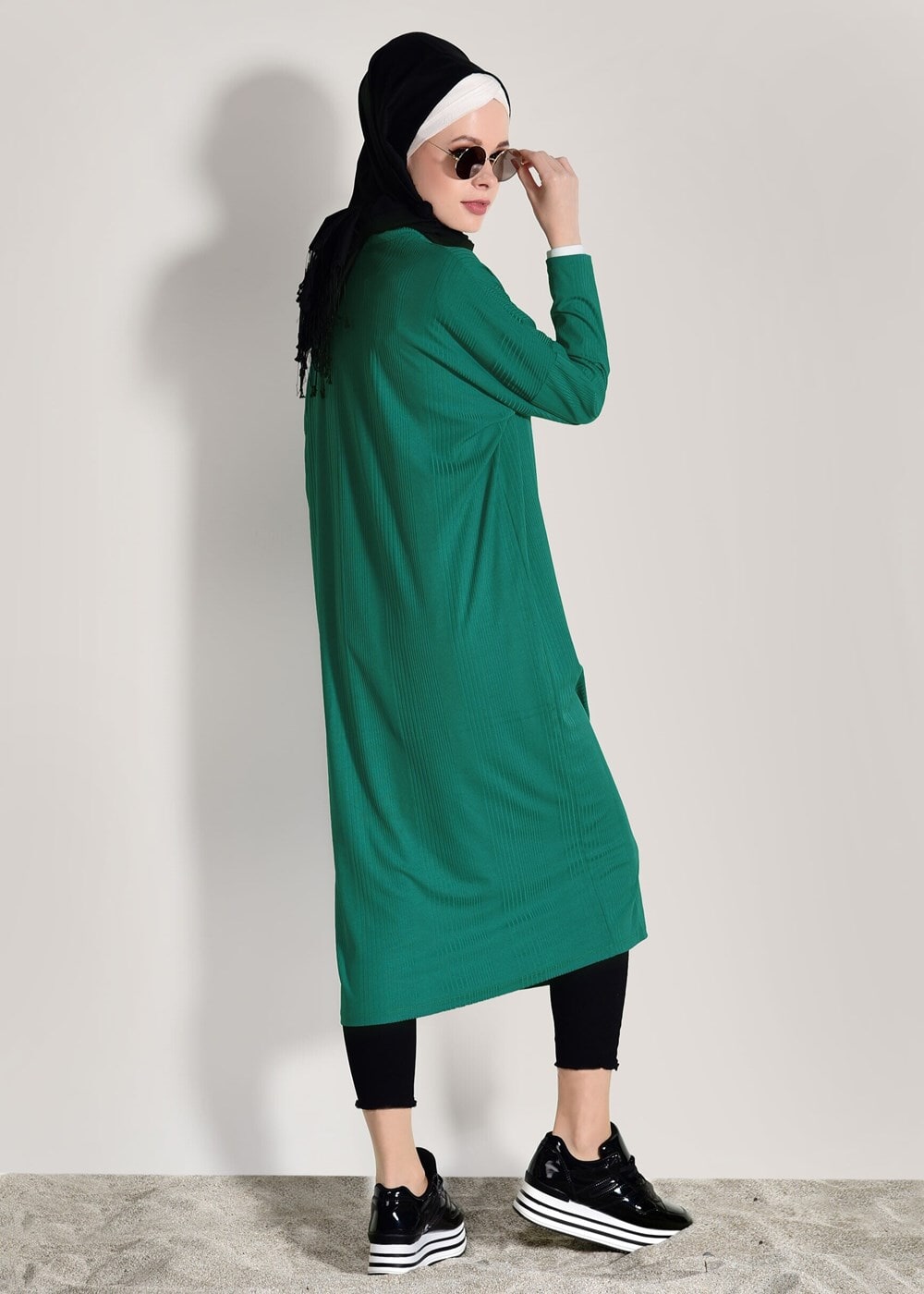 Tesettür giyim YEŞİL T 9046 Dkn-Düğme Detaylı Uzun Hırka
