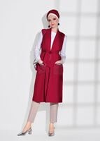 Tesettür giyim KIRMIZI CEPLERİ TAŞ SİM DETAYLI YELEK 70361