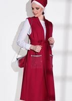 Tesettür giyim KIRMIZI CEPLERİ TAŞ SİM DETAYLI YELEK 70361